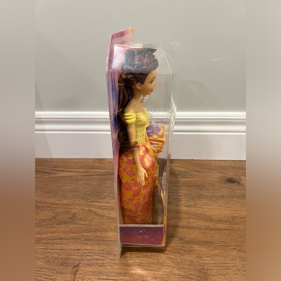 Disney Princess Belle’s tea time cart play set - Picture 3 of 4